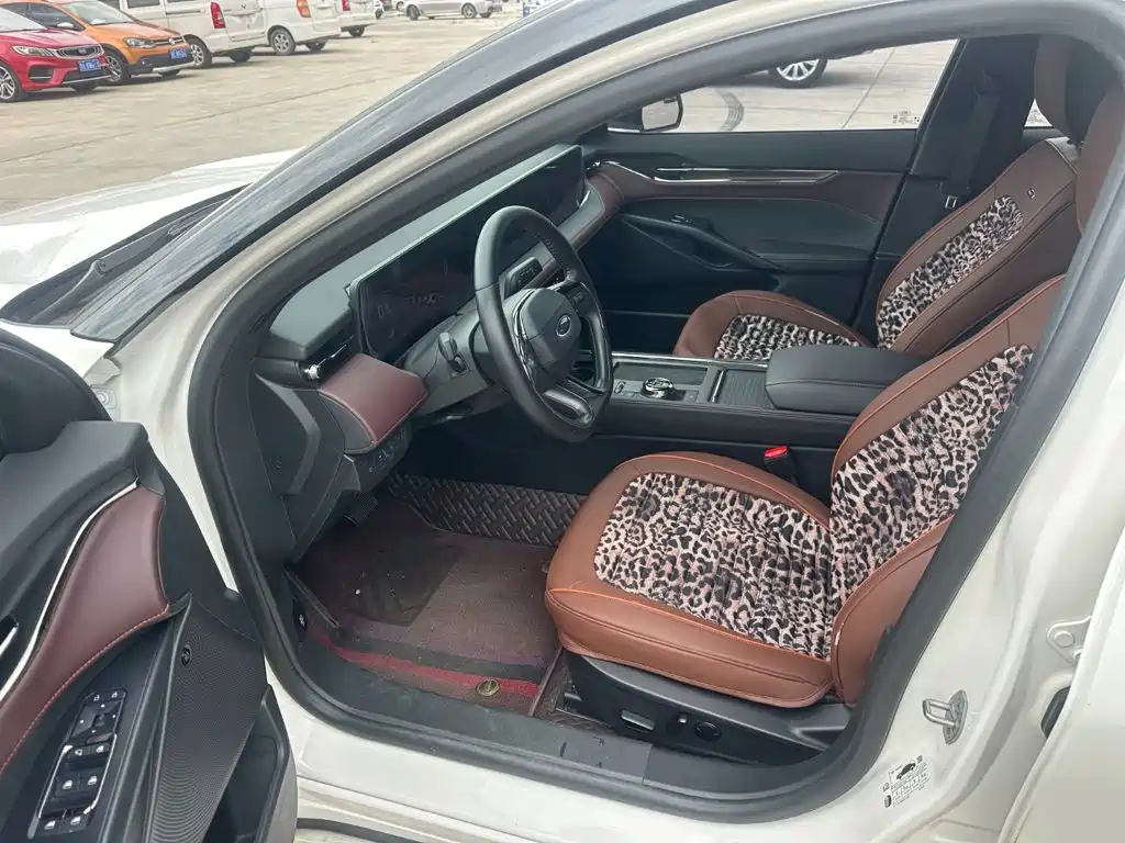 Ford Mondeo — миниатюра 8