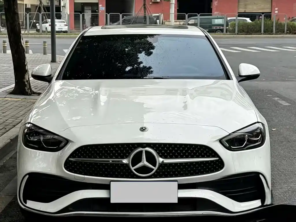 Mercedes-Benz C-Class — миниатюра 2