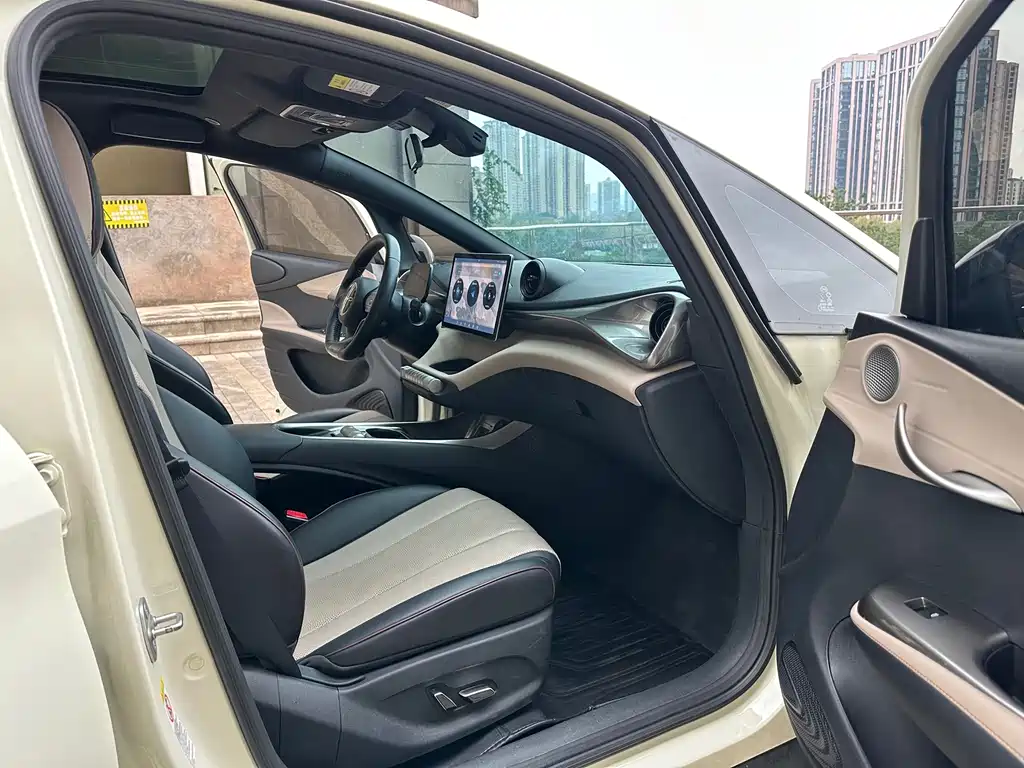 BYD Dolphin — миниатюра 12