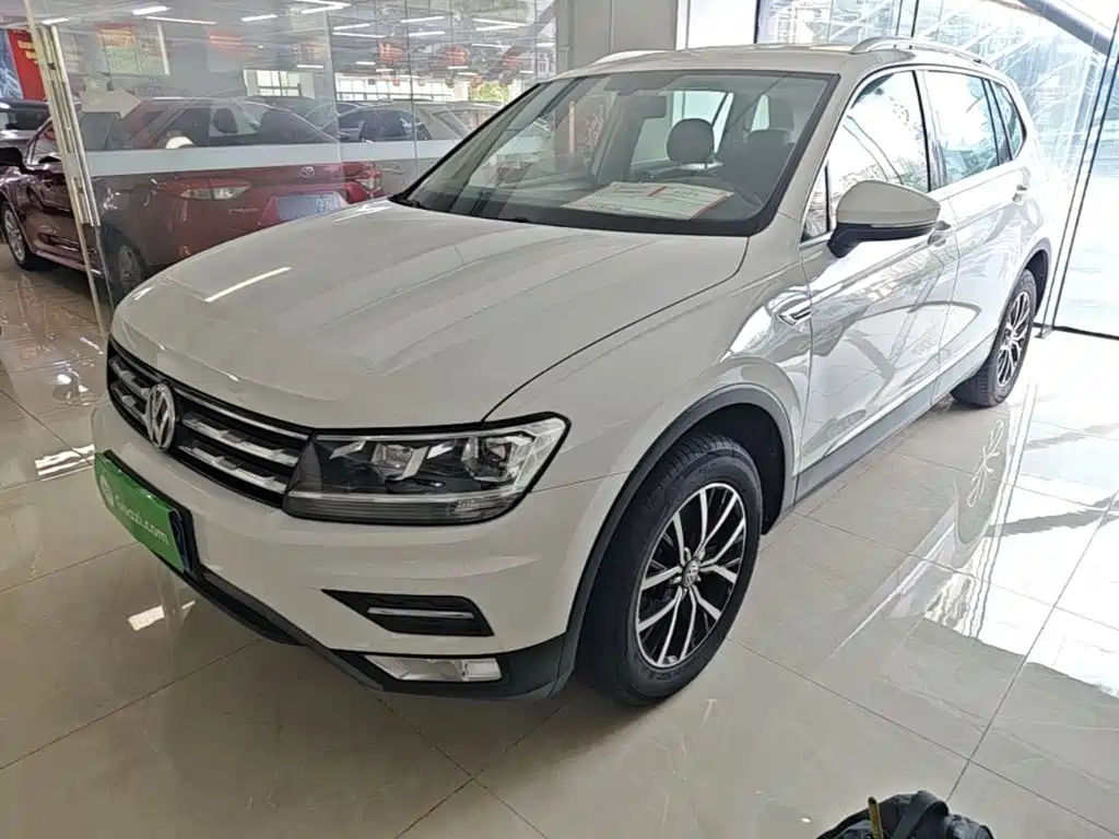 Volkswagen Tiguan L