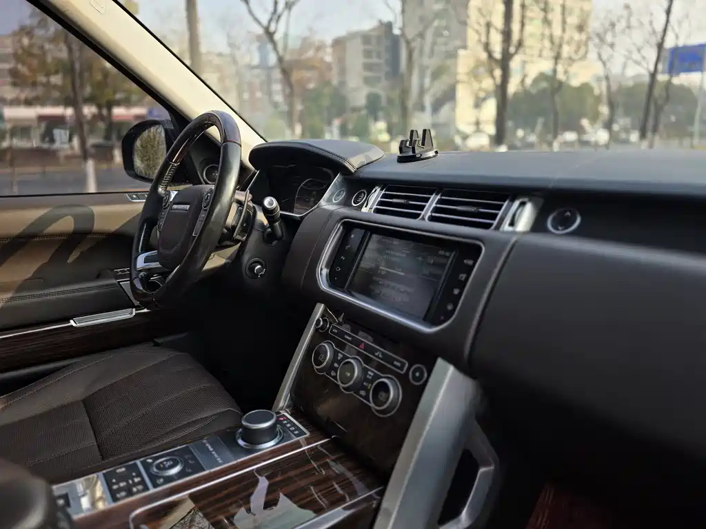 Land Rover Range Rover 2017 3.0 SC V6 Vogue