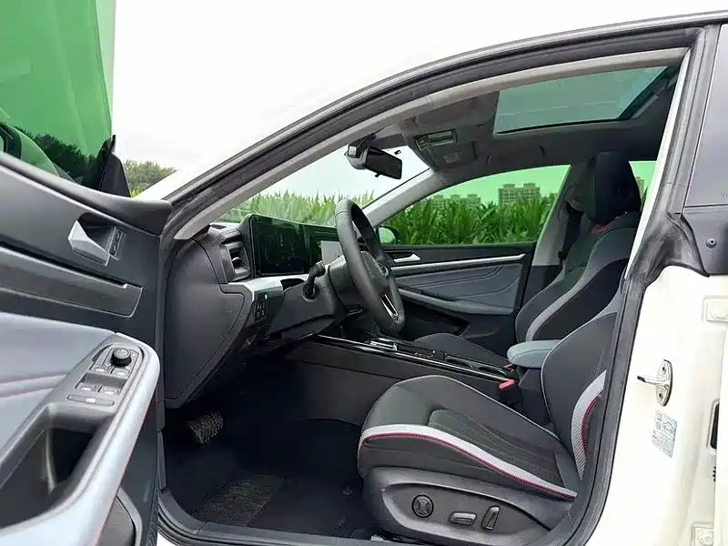 Volkswagen Lamando — миниатюра 5