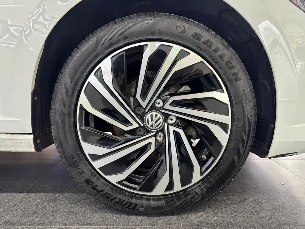 Volkswagen Sagitar — миниатюра 15