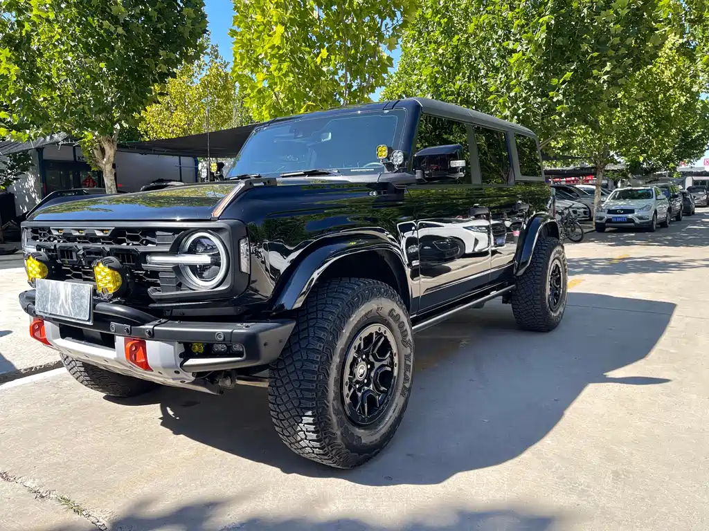 Ford Bronco