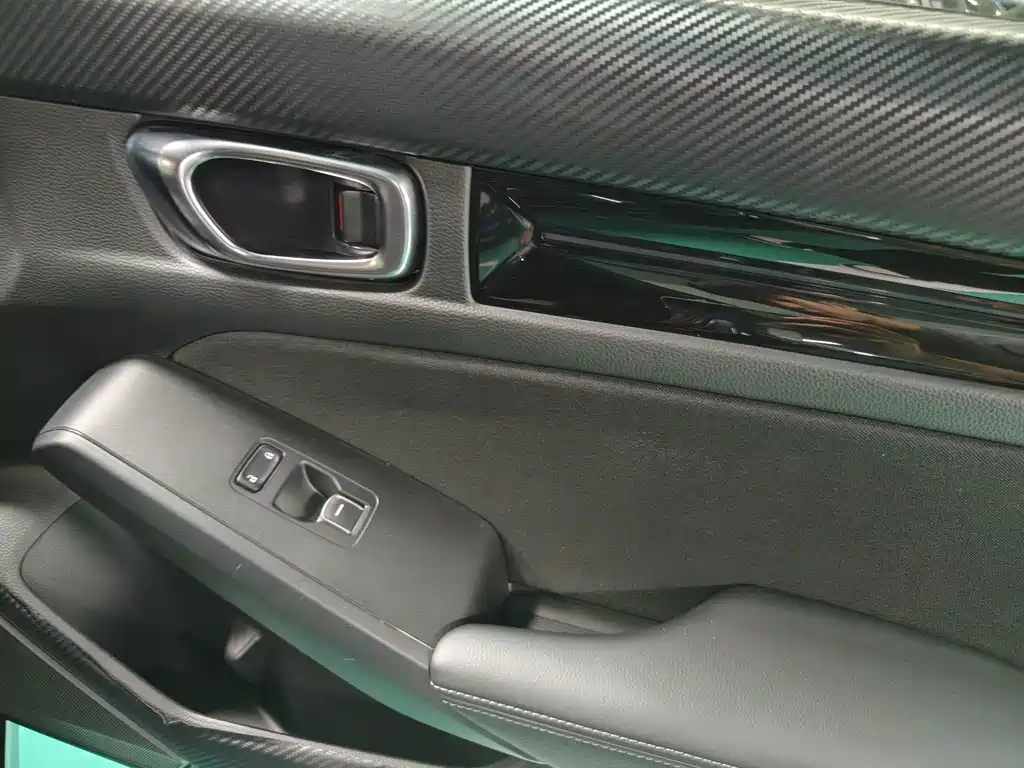 Honda Civic — миниатюра 13
