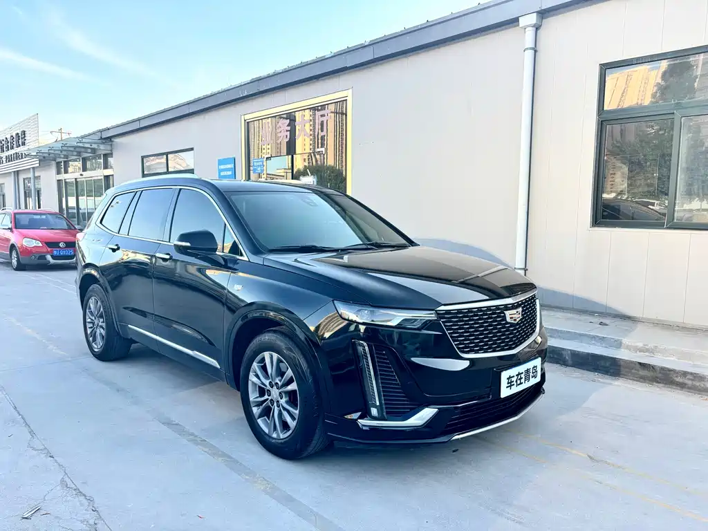 Cadillac XT6 2020 28T мест