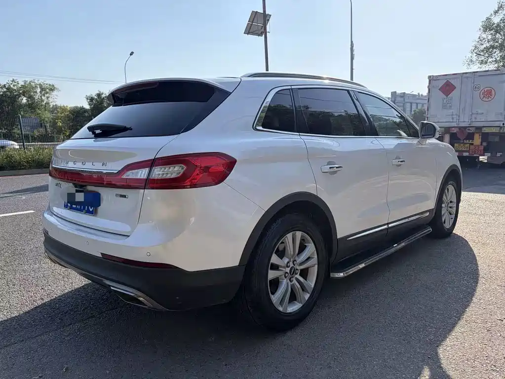 Lincoln MKX — миниатюра 6
