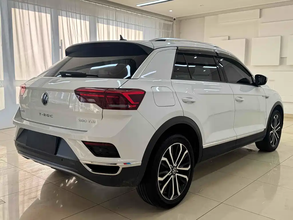 Volkswagen T-Roc — миниатюра 6