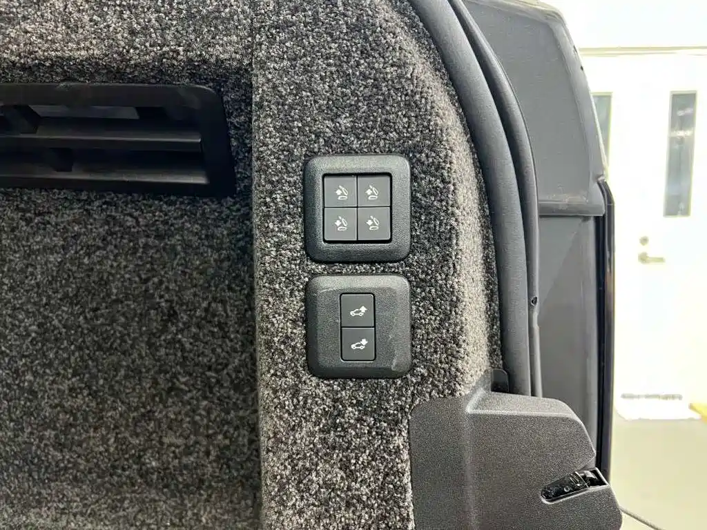 Land Rover Range Rover — миниатюра 37
