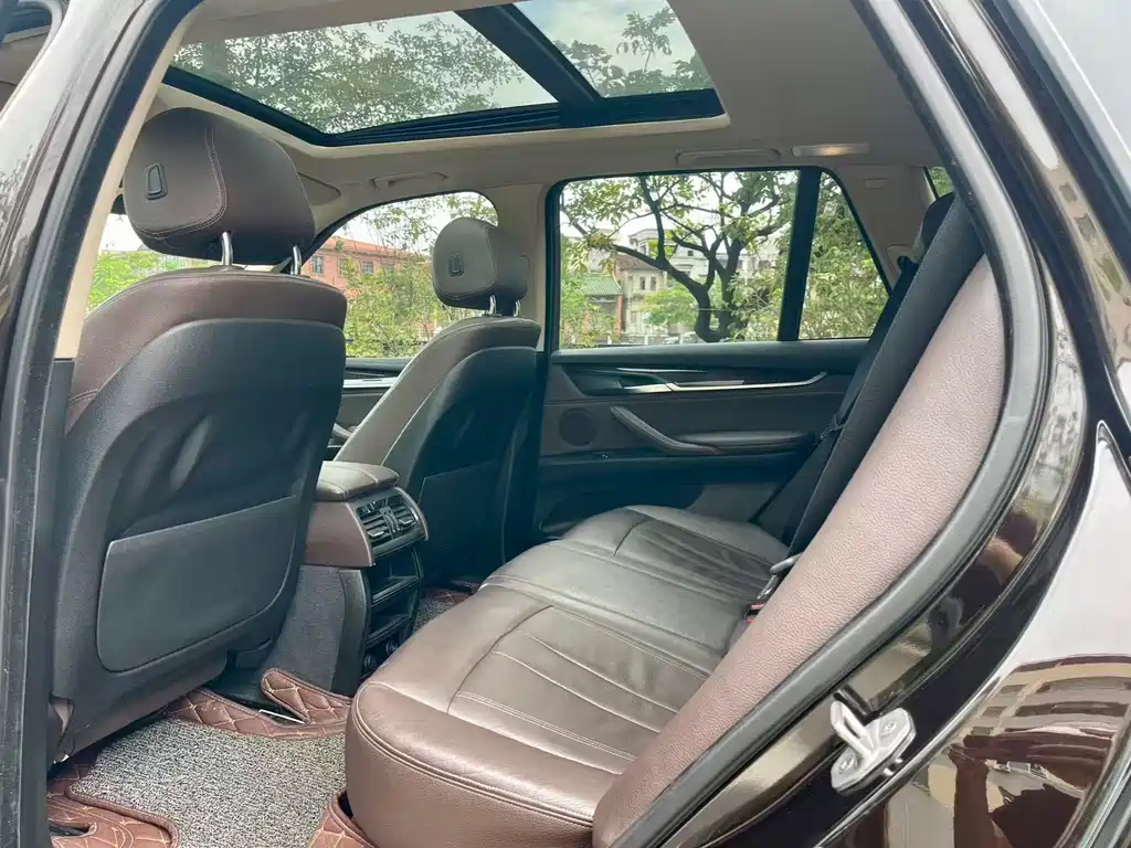 BMW X5 2015 xDrive28i