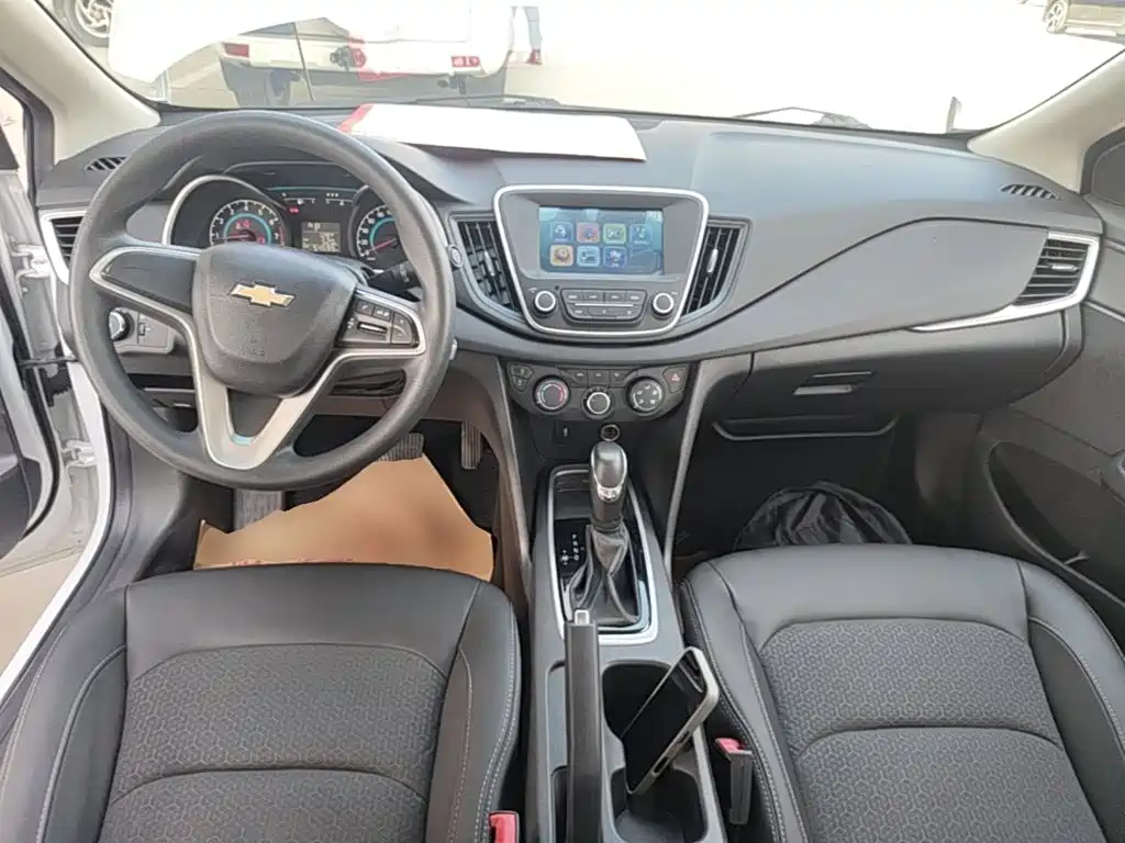 Chevrolet Cavalier — миниатюра 10