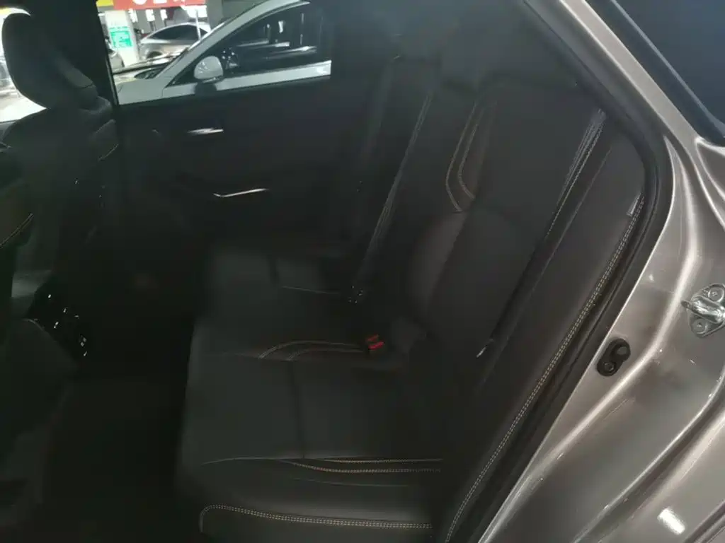 Toyota Avalon — миниатюра 17