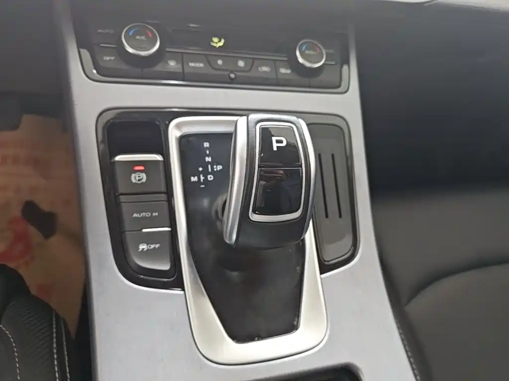 Geely Boyue — миниатюра 14