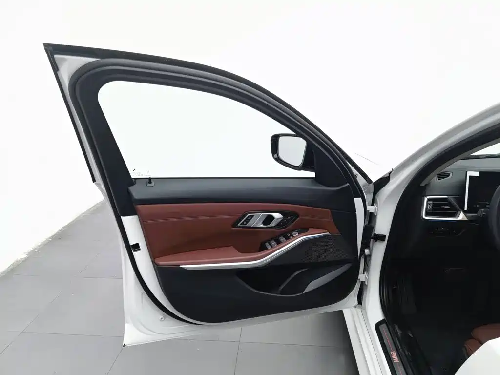 BMW i3 — миниатюра 8