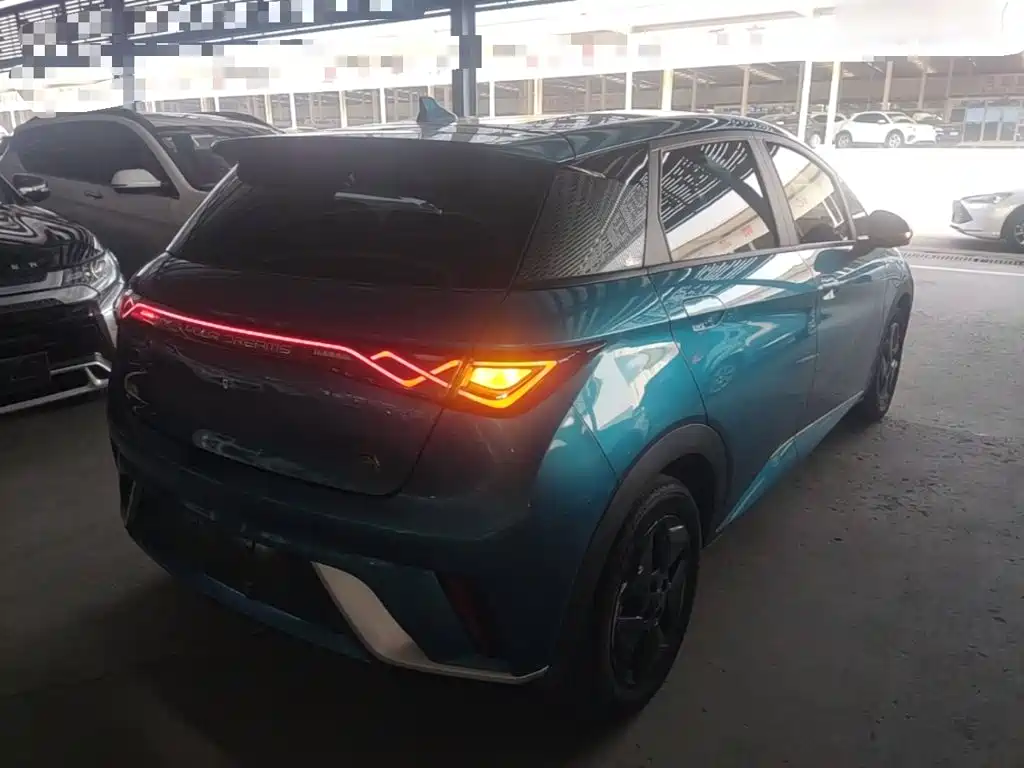 BYD Dolphin — миниатюра 5