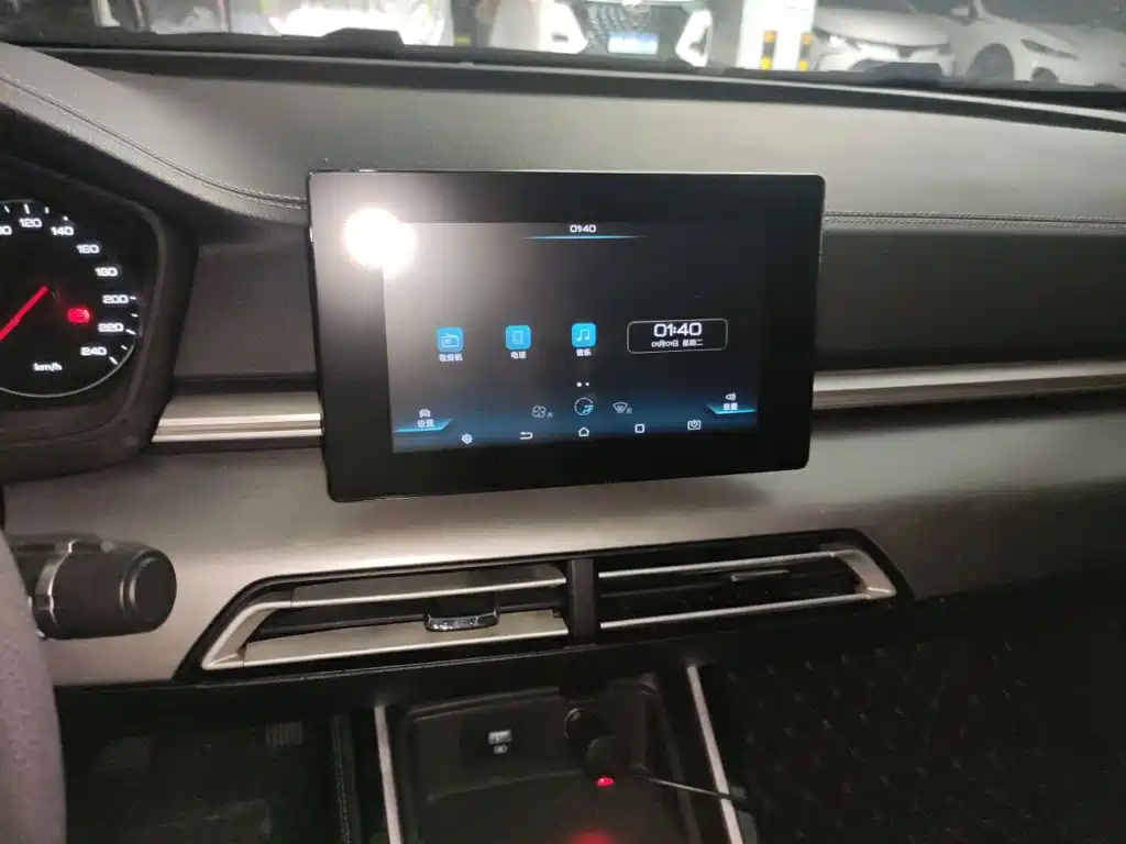 BYD Qin — миниатюра 10