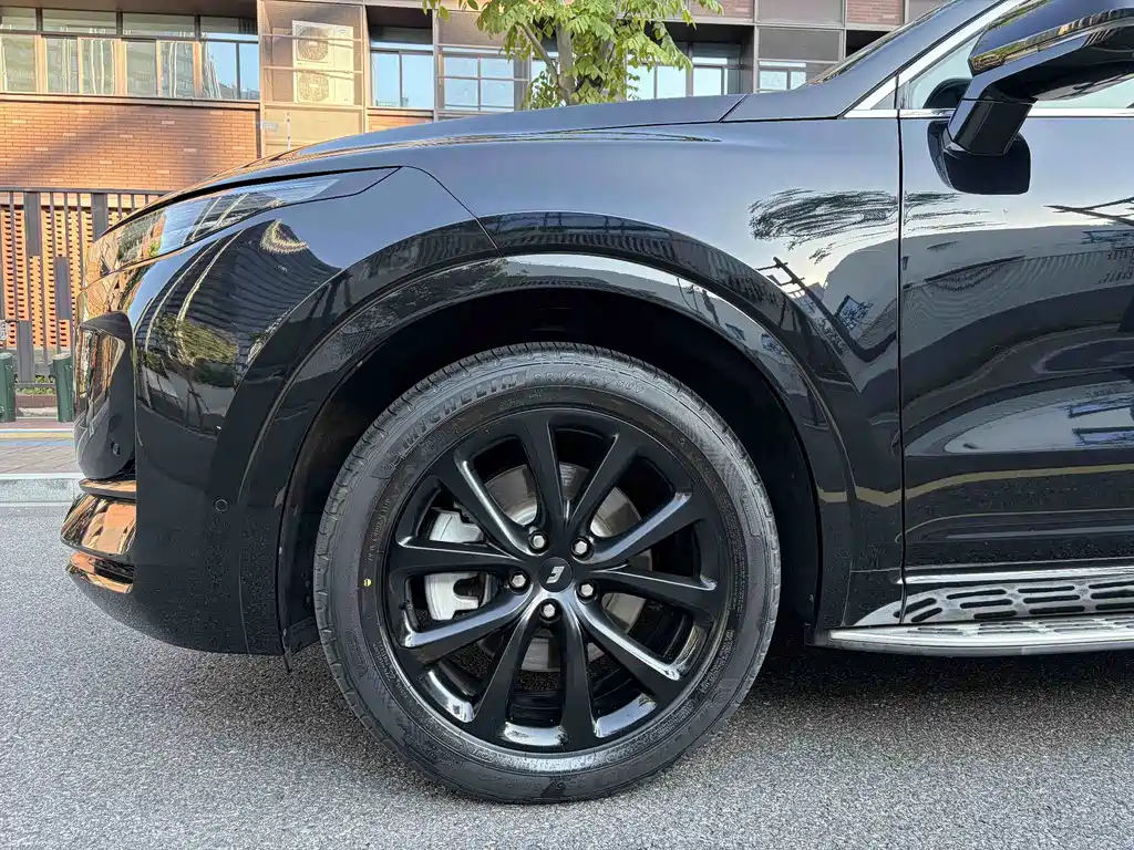 Li Auto Li ONE — миниатюра 4