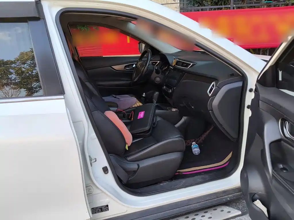 Nissan X-Trail — миниатюра 18