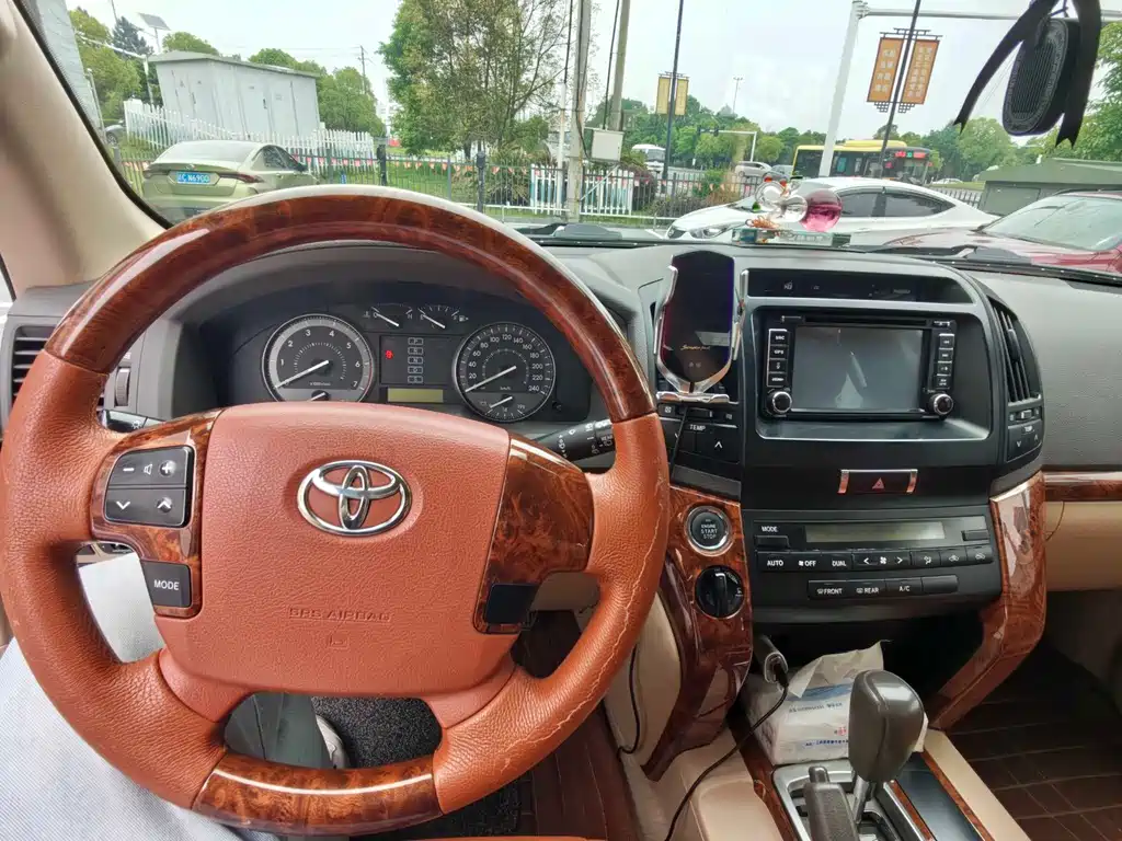 Toyota Land Cruiser 2015 4.0L V6