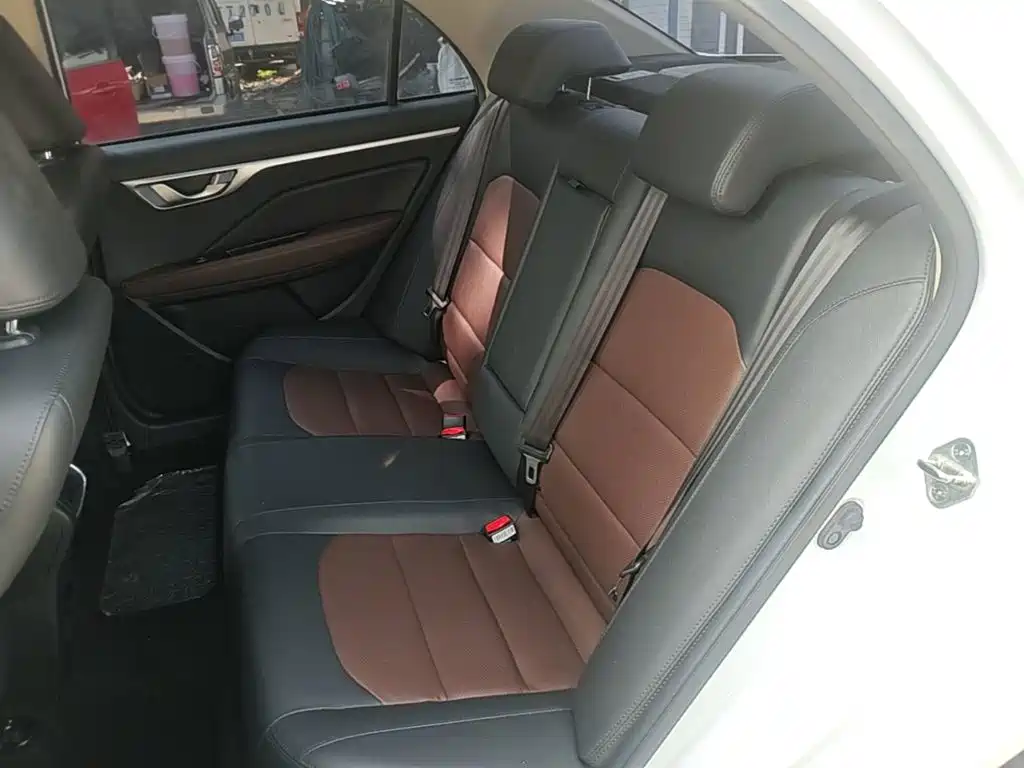 Geely Vision — миниатюра 17