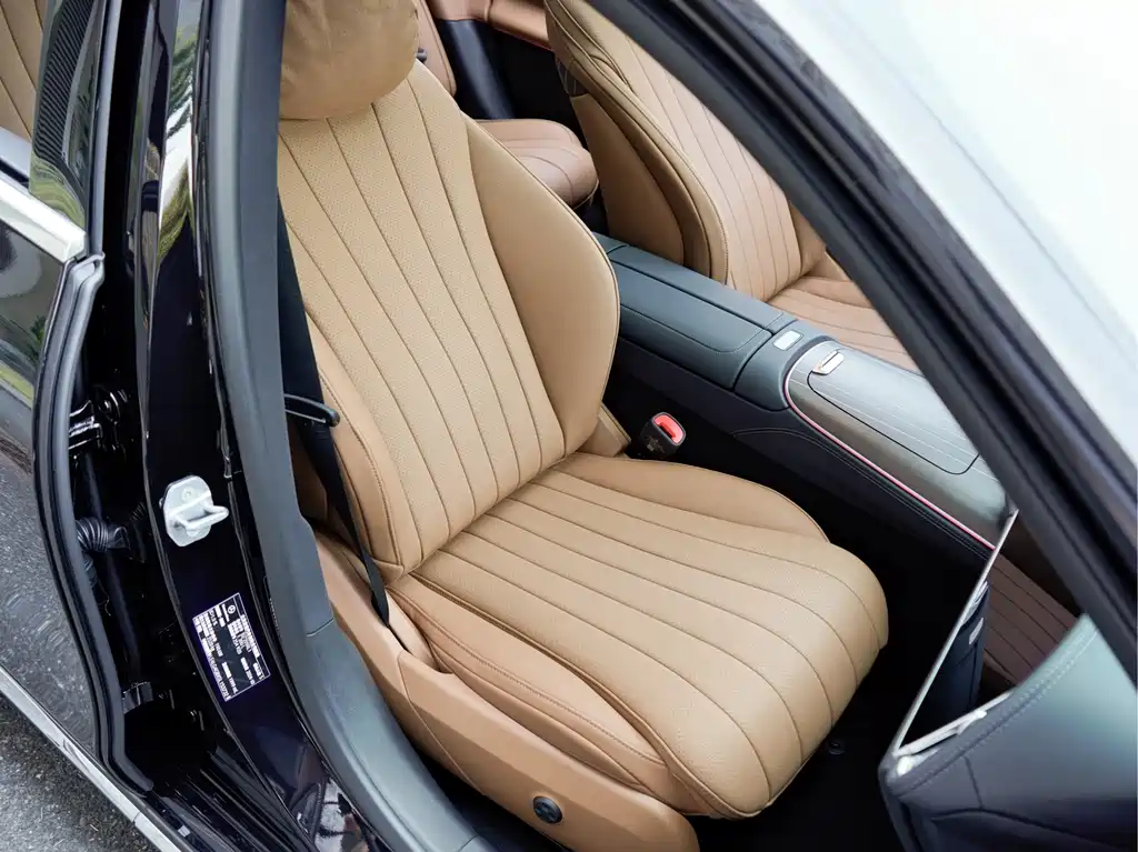 Mercedes-Benz E-Class — миниатюра 18