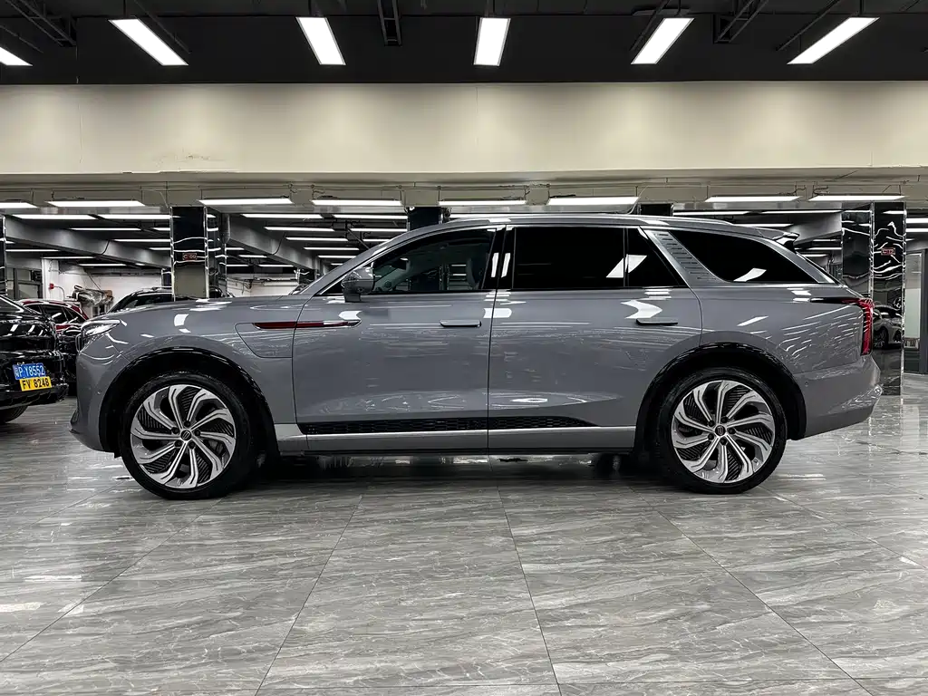 Hongqi Hongqi E-HS9 — миниатюра 18