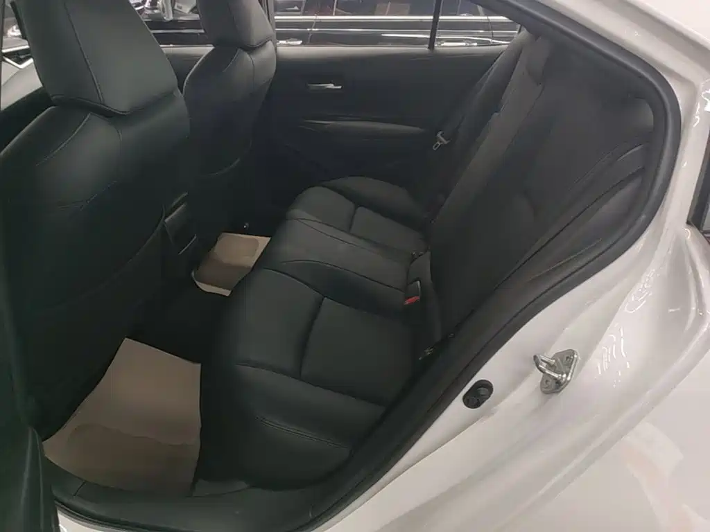 Toyota Corolla — миниатюра 17