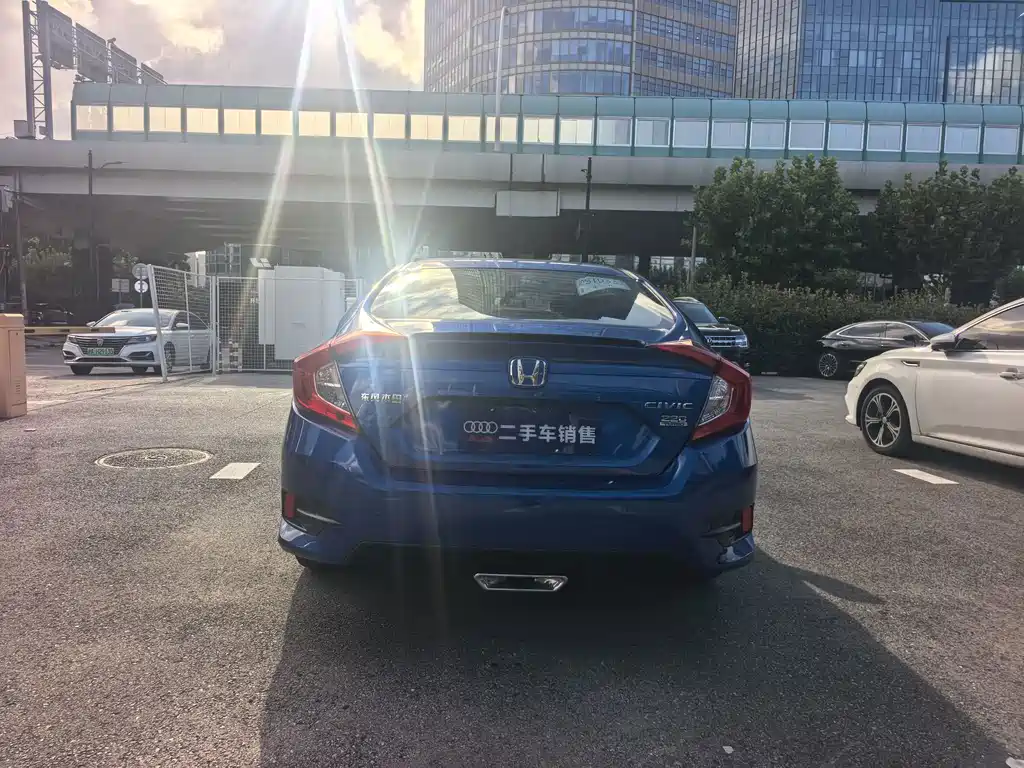 Honda Civic — миниатюра 5