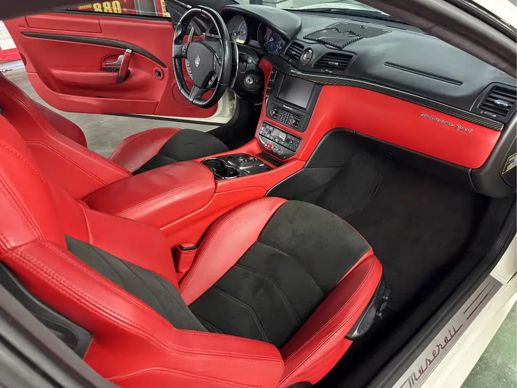 Maserati GranTurismo — миниатюра 9
