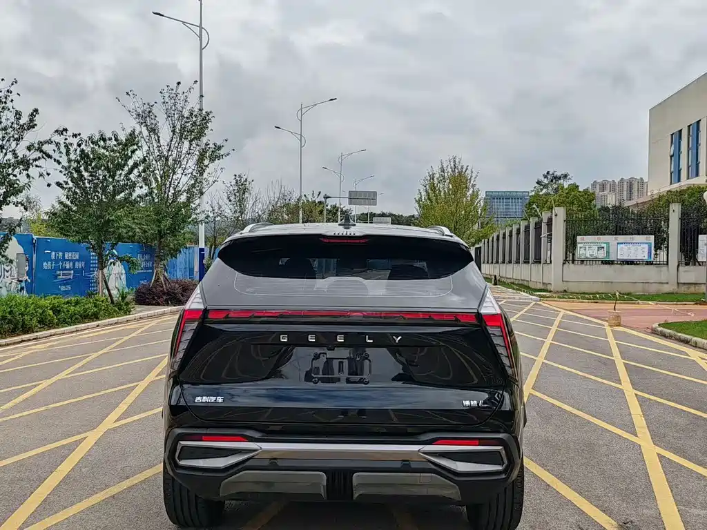 Geely Boyue L — миниатюра 7