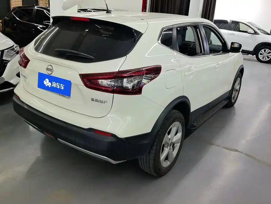 Nissan Qashqai — миниатюра 3