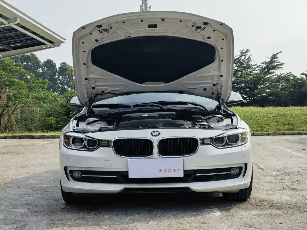BMW 3 Series — миниатюра 12