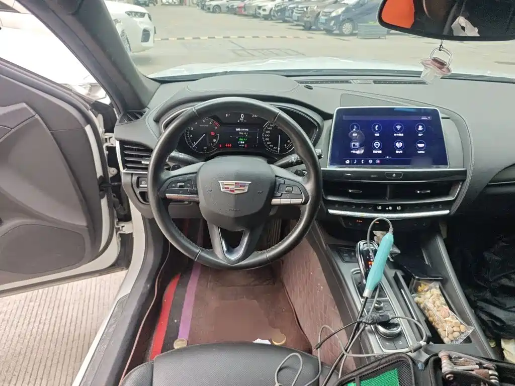 Cadillac CT5 — миниатюра 6