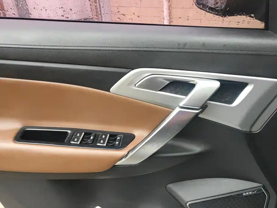Geely Boyue — миниатюра 7