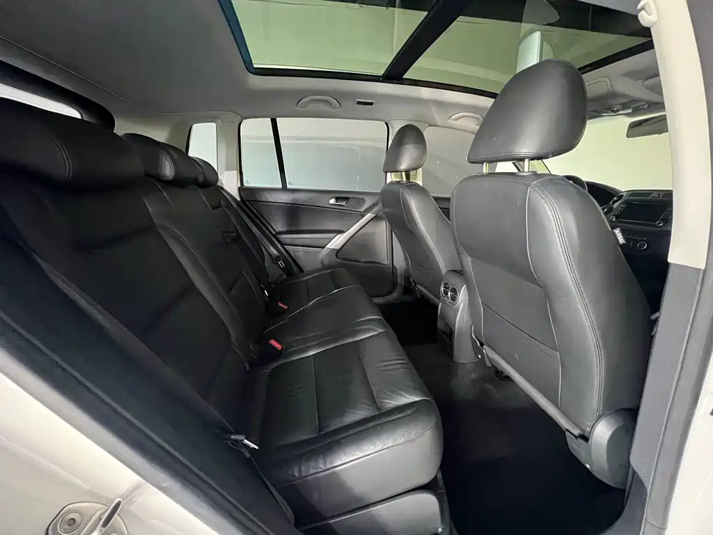Volkswagen Tiguan — миниатюра 16
