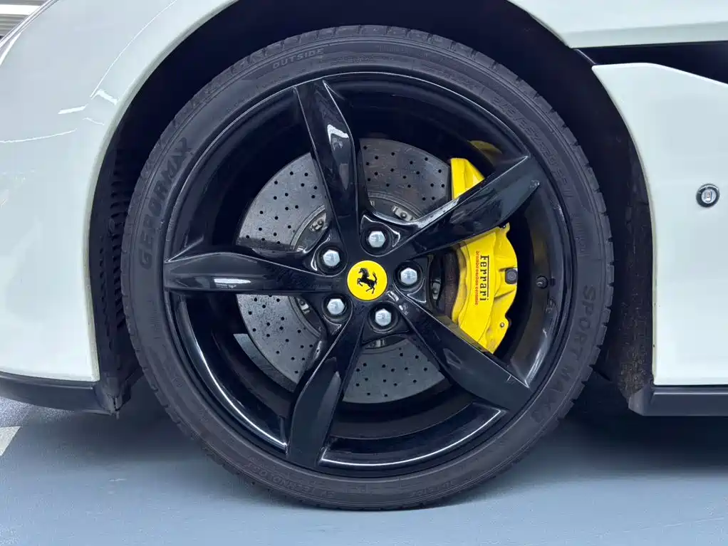 Ferrari Portofino — миниатюра 6