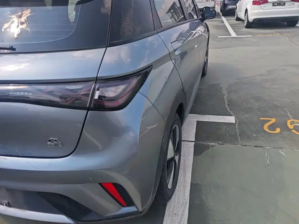 BYD Dolphin — миниатюра 8