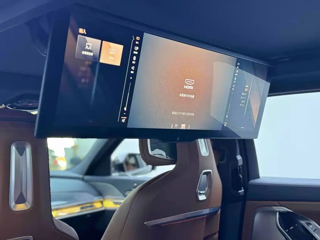 BMW i7 — миниатюра 14