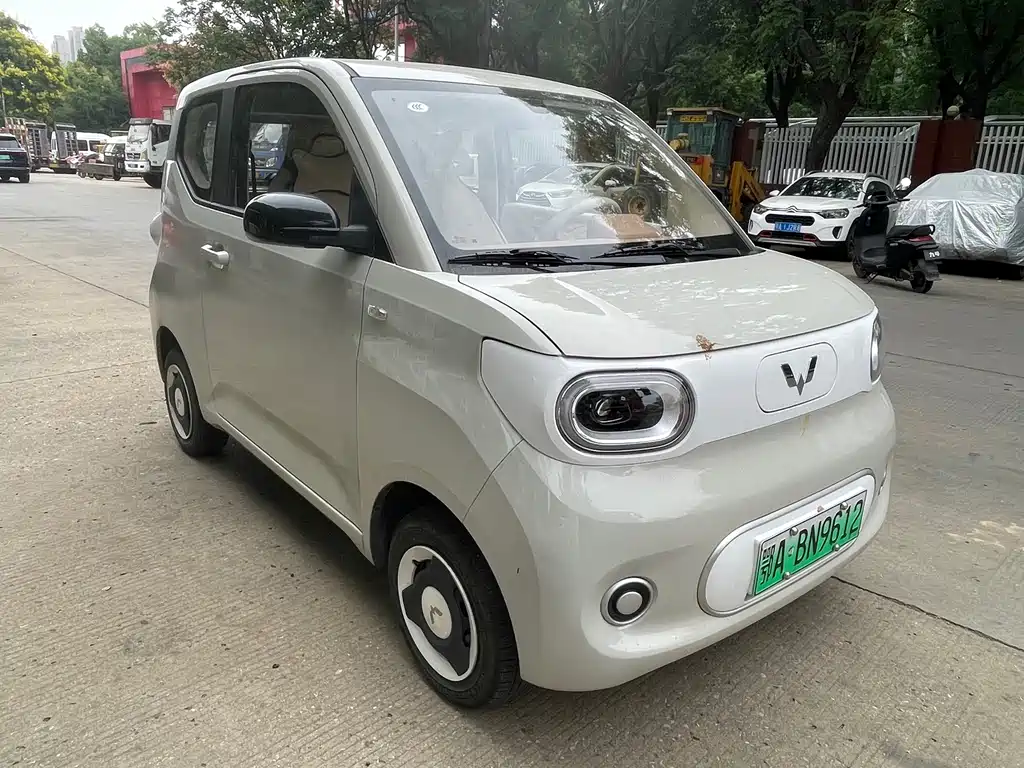 Wuling MINIEV — миниатюра 3
