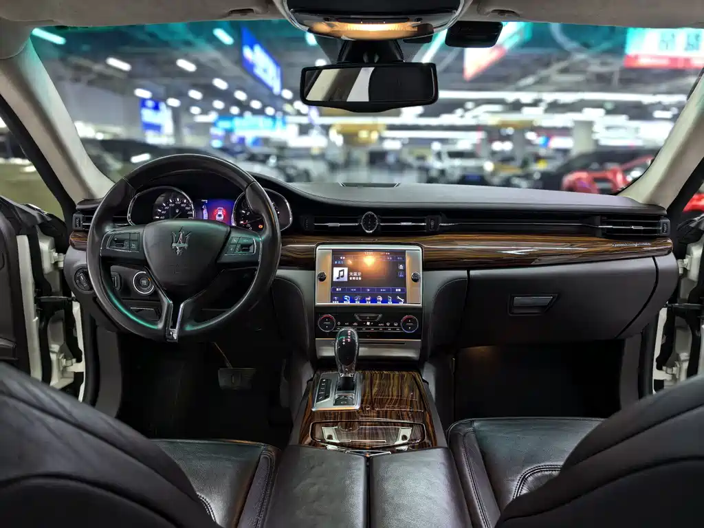 Maserati Quattroporte 3.0T Standard Type, фото 14