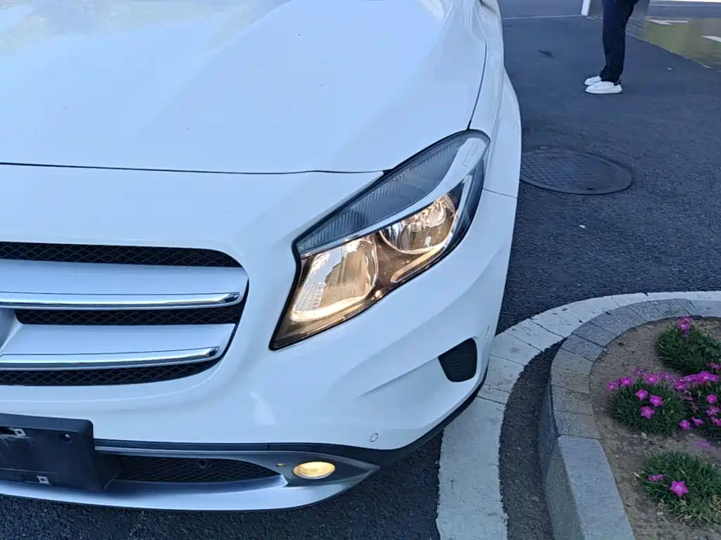 Mercedes-Benz GLA — миниатюра 24