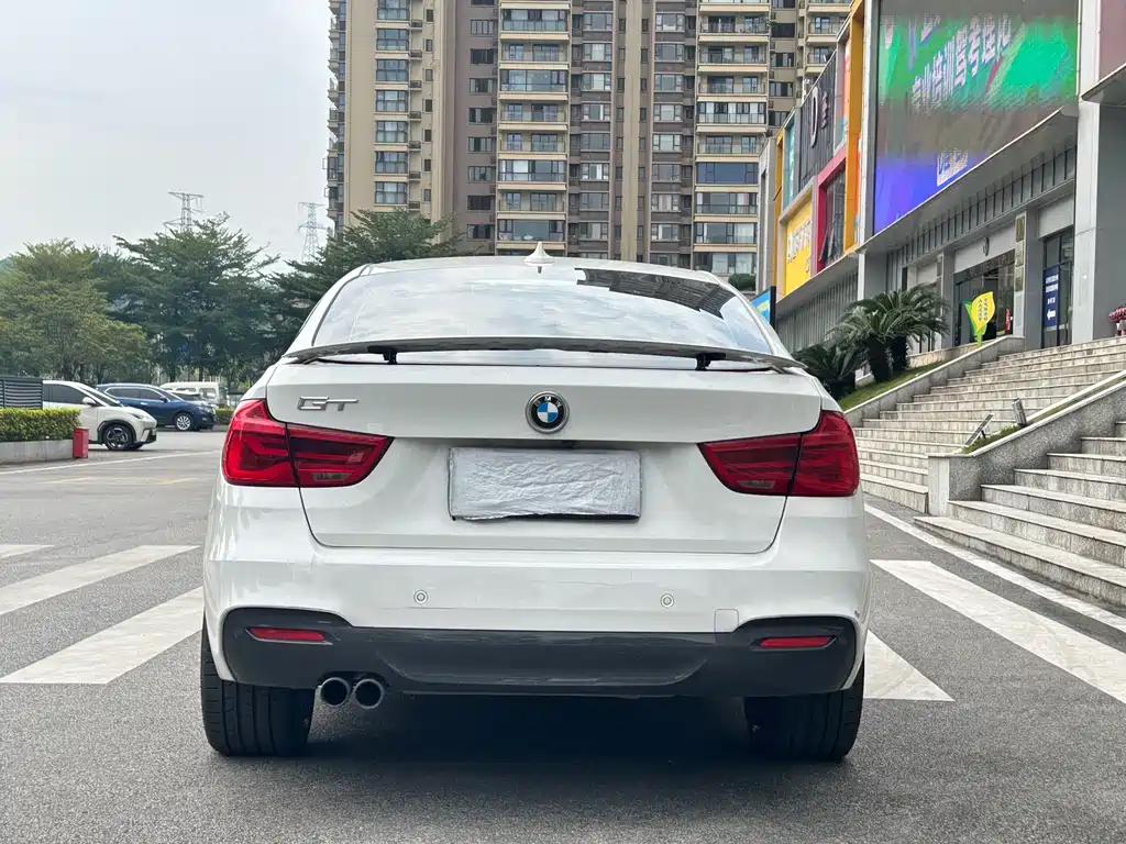 BMW 3 Series GT — миниатюра 5