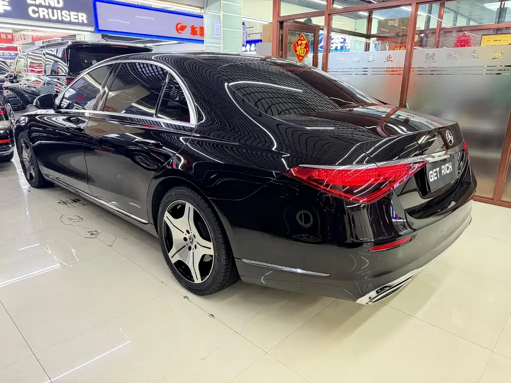 MERCEDES-BENZ S CLASS