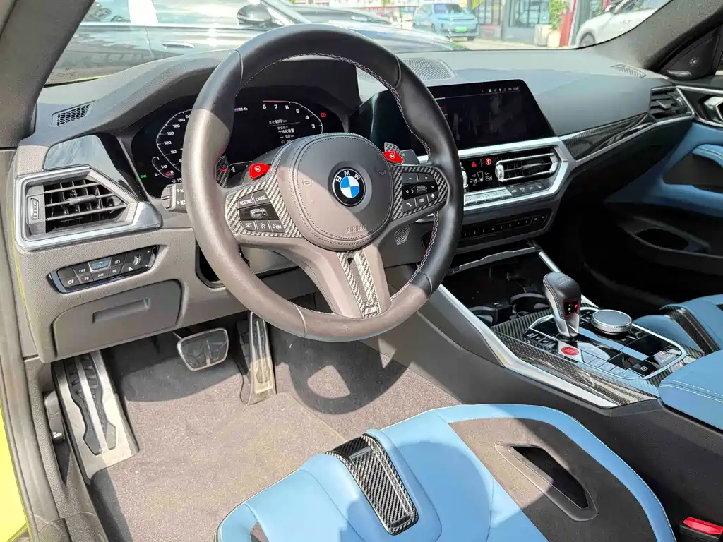 BMW M4 — миниатюра 3
