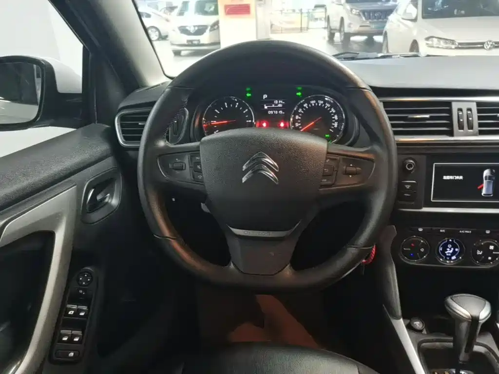 Citroen C3-XR — миниатюра 11