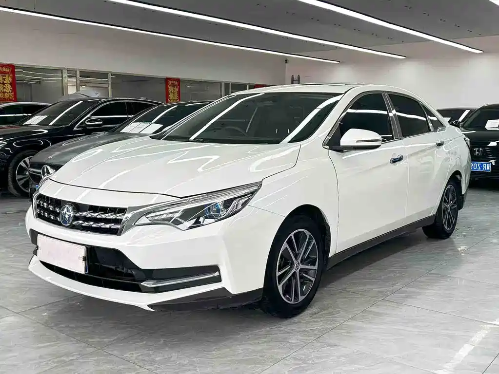 Venucia D60 2019