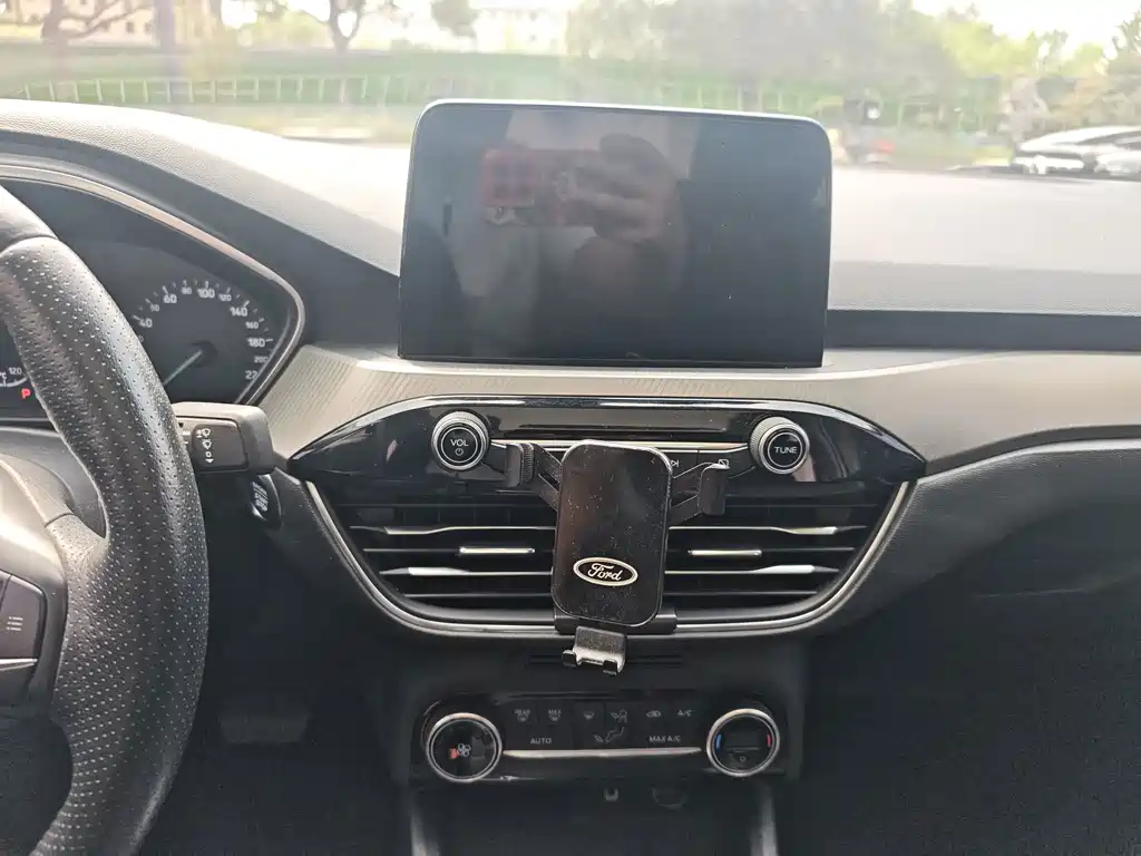 Ford Focus — миниатюра 13