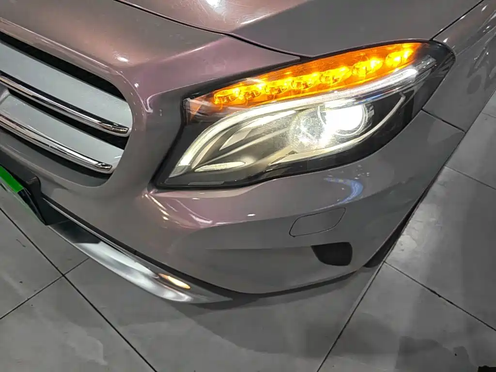 Mercedes-Benz GLA — миниатюра 24