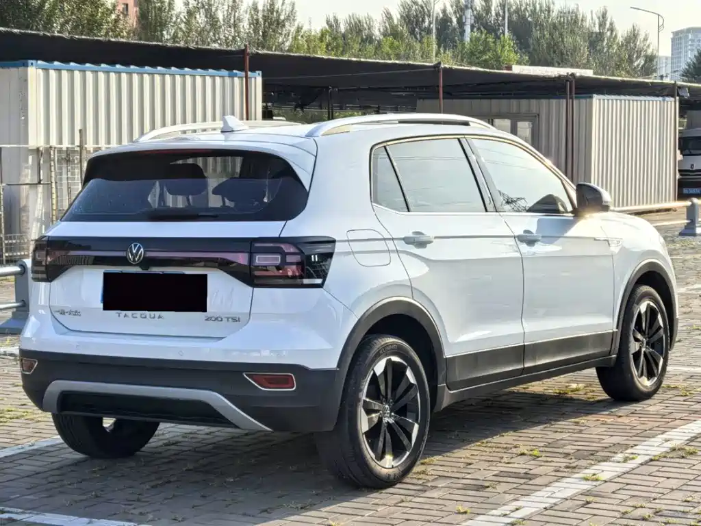 Volkswagen Tacqua 200TSI DSG Joy Connected Edition, фото 9