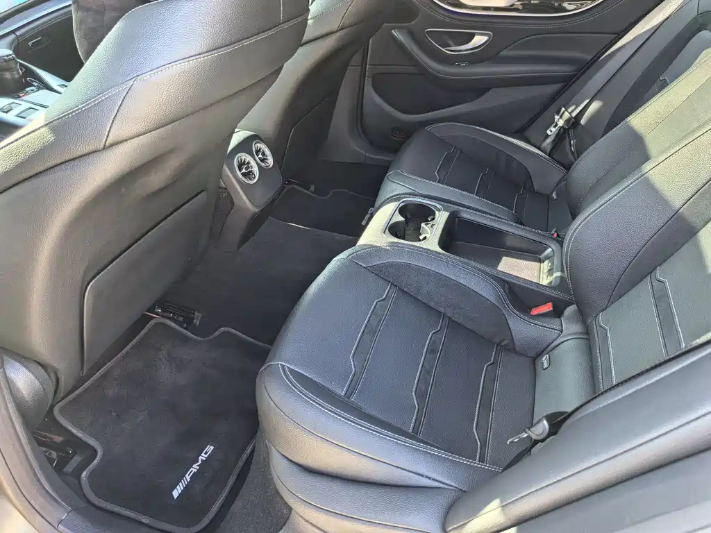 MERCEDES-BENZ AMG GT